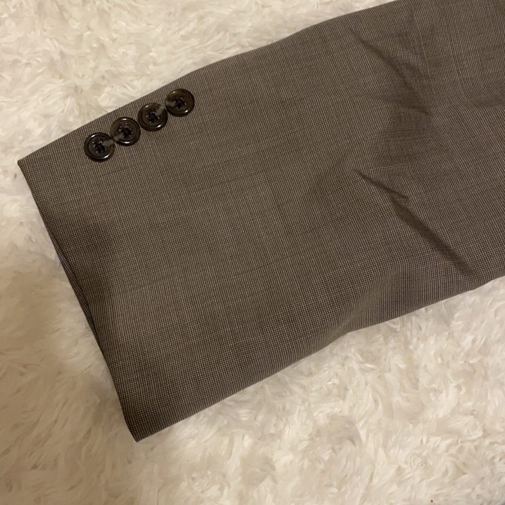 Blazer - Picture 6 of 9